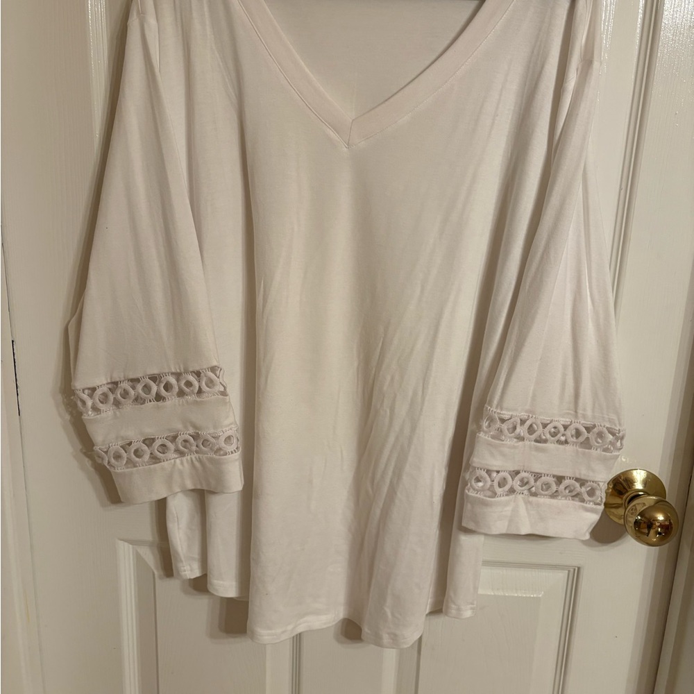 Elegant White Lace Sleeve Women's Top